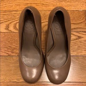 TORY BURCH HIGH HEELS